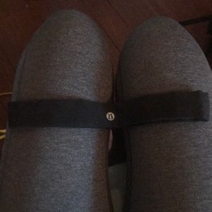 #black #lululemon #headband